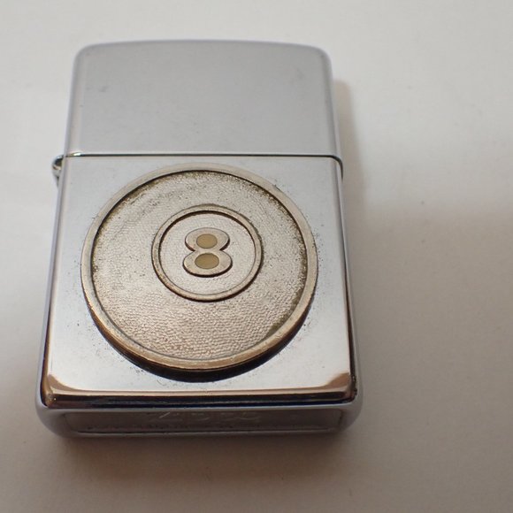 CLEAN VINTAGE 1994 ZIPPO 8 BALL LIGHTER E ZIPPO X - Picture 1 of 4